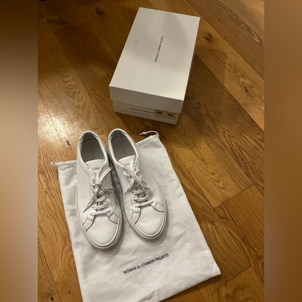 All white common projects size 37